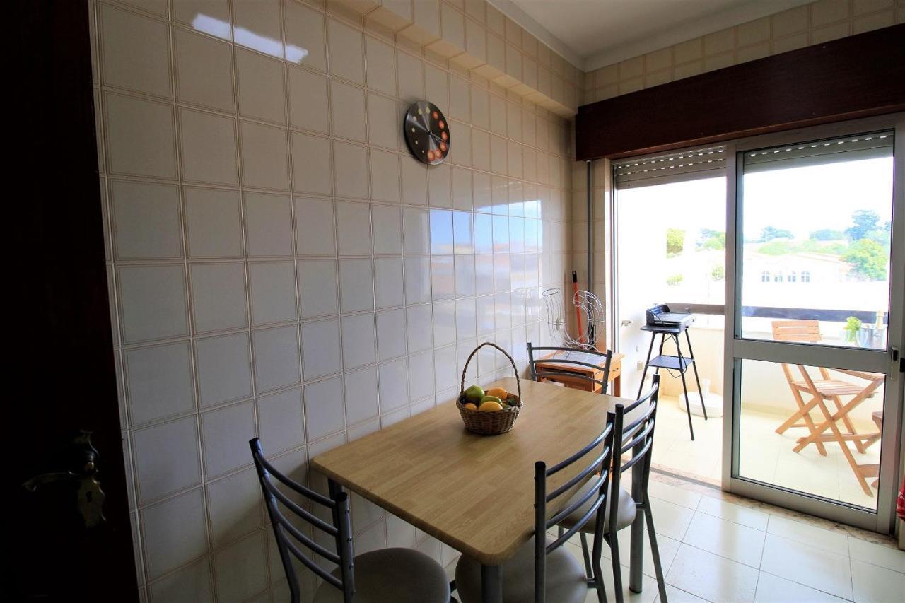 Portimao Classic With Pool By Homing Apartment Alvor Exterior photo